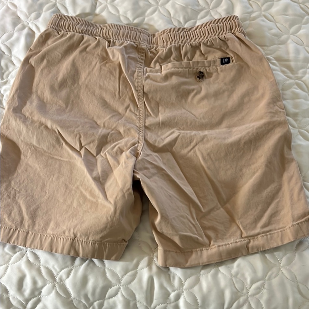 GAP Beige Athletic Drawstring Shorts - Picture 3 of 7